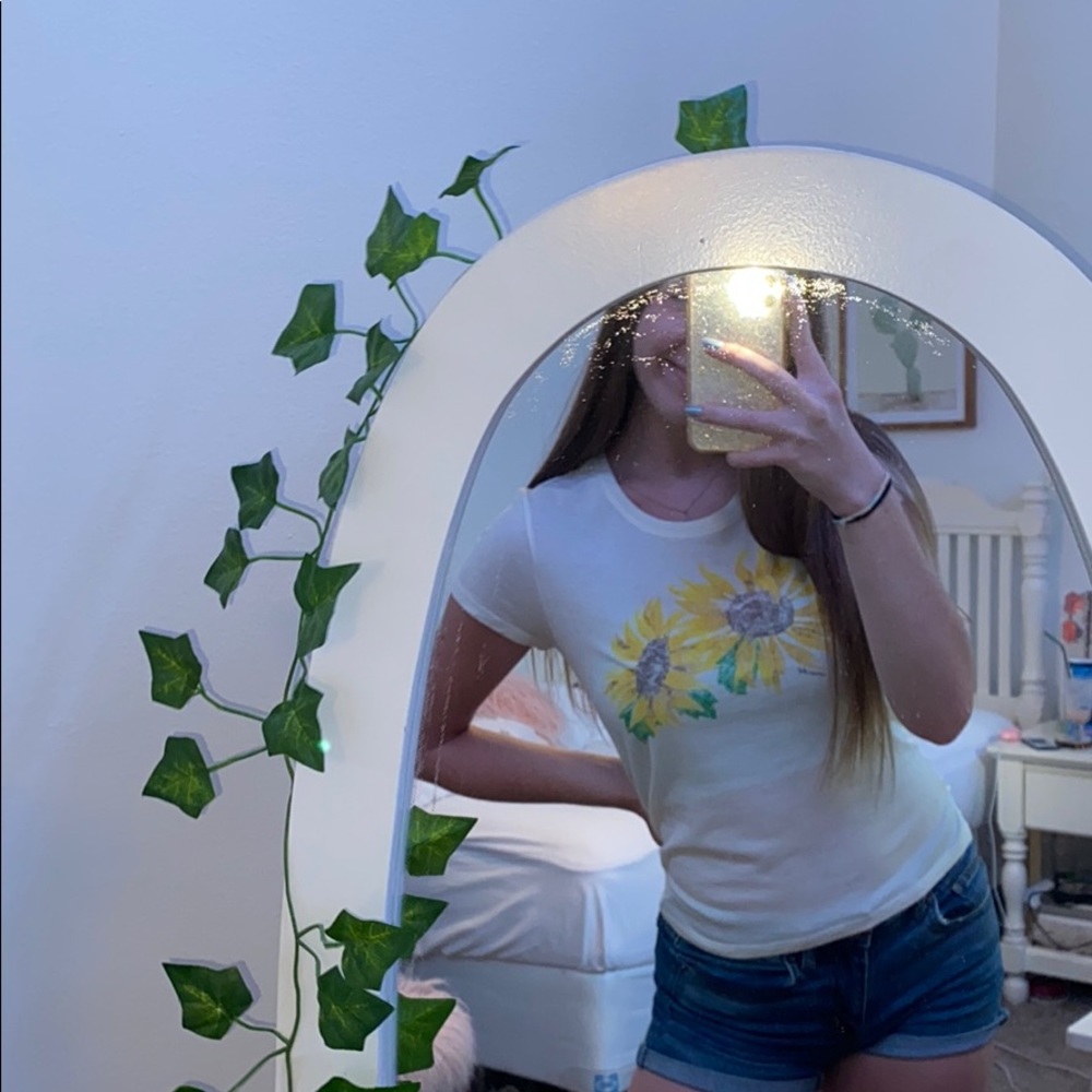 sunflower graphic t-shirt